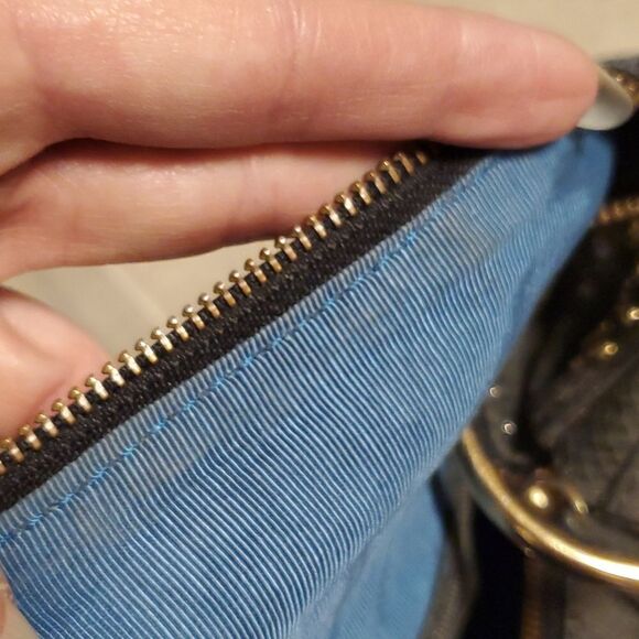 GUC Metallic Faux Snake Silver Gray OrYany LG Hobo Bag - Picture 10 of 10